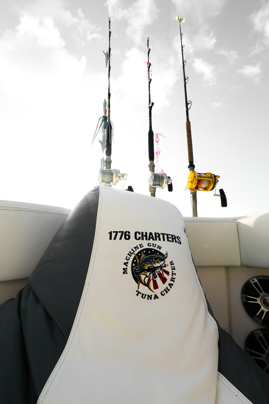 1776 Charters center-console graphic reading Machine Gun Tuna Charter